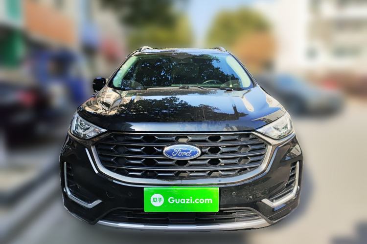 Used Ford Edge 2021 PLUS EcoBoost 245 Two-Wheel-Drive Titanium 7-Seater

