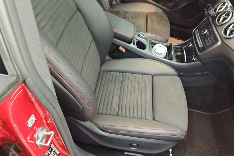 Used Mercedes-Benz CLA 2017 Refreshed CLA 220 4MATIC
