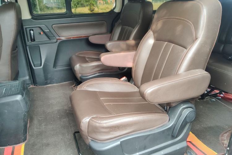 Used FORTHING Lingzhi PLUS 2021 2.0L Manual Luxury 7-Seater