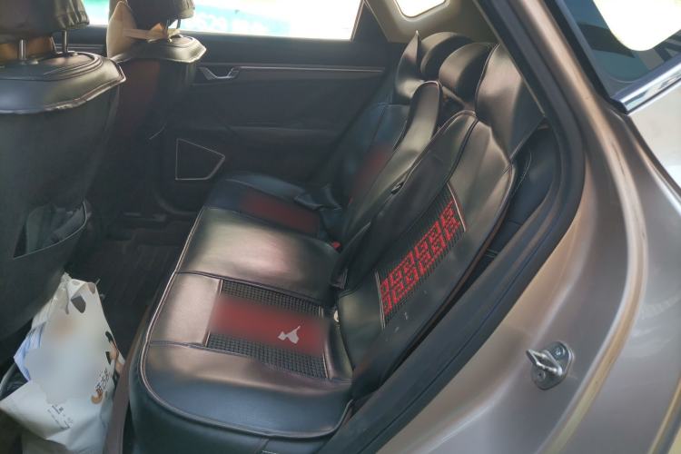 Used Geely Auto Emgrand GS 2016 Elegant Edition 1.8L Automatic LingShang Model Left Rear Seat