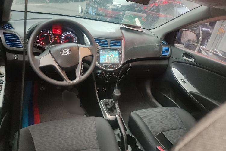Used Hyundai Verna Ray 2014 1.4L Manual GLX