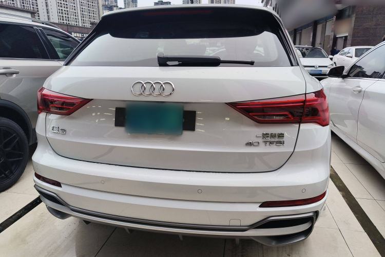 Used Audi Q3 2020 40 TFSI Fashion Dynamic Model
