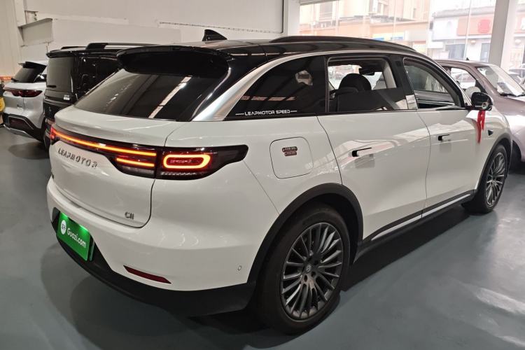 Used Leapmotor C11 2024 All-Electric 580 Luxury Edition Rear Right 45 Deg