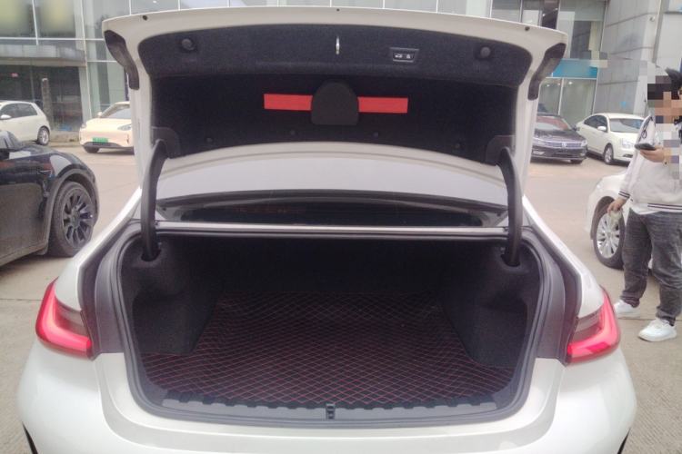 Used BMW 3 Series 2023 325Li M Sport Package
