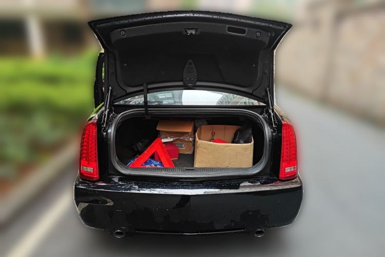 Used Cadillac SLS Seville 2011 2.0T Luxury Edition Trunk