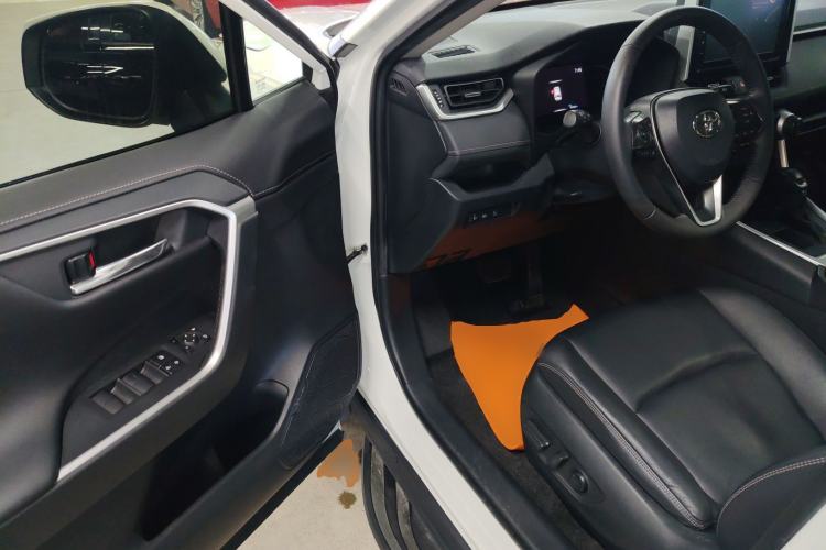 Used Toyota RAV4 2020 2.0L CVT Two-Wheel Drive Fashion PLUS Edition