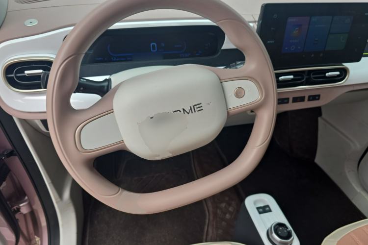 Used Geely Galaxy Panda 2025 210 km – Yuanqi Bear Steering Wheel