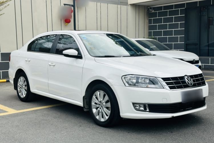 Used Volkswagen Lavida 2013 Restyled Classic 1.6L Automatic Comfort Edition Exterior 10