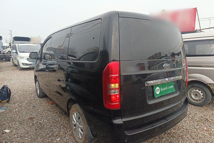 Used JAC Refine M3 2022 1.8L 7-seat Standard Edition