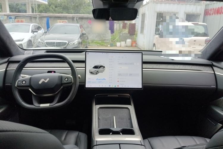 Used ONVO Luxeed L90 2025 Model—Max Six-Seater Version