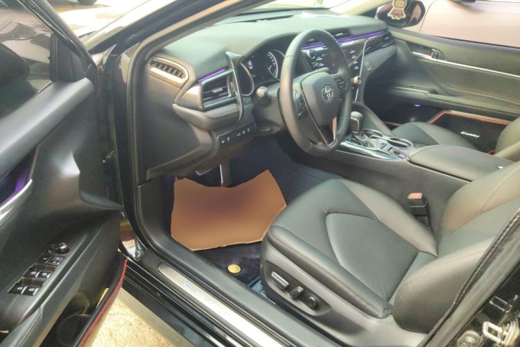 Used Toyota Camry 2018 2.5G Luxury Edition Driver Seat