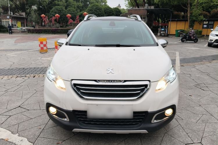 Used Peugeot 2008 2014 1.6L Automatic Navigation Edition Front