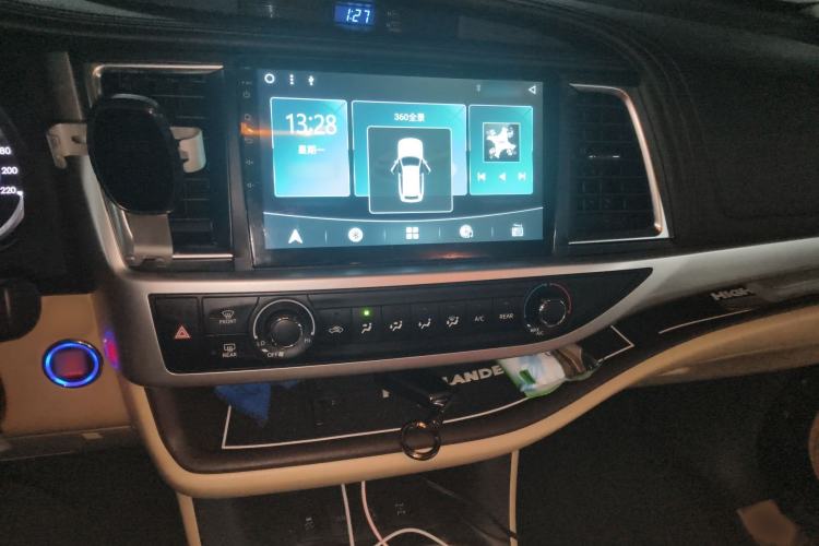 Used Toyota Highlander 2018 2.0T Four-Wheel Drive Elite Edition 7 Seats China VI Standard