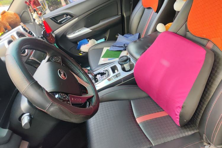 Used BYD S7 2015 2.0T Automatic Prestige Model Left Front Seat