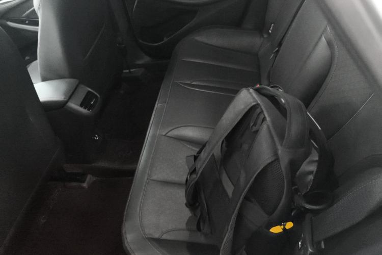 Used Buick Verano 2022 Pro GS Wind-Chasing Edition Left Rear Seat