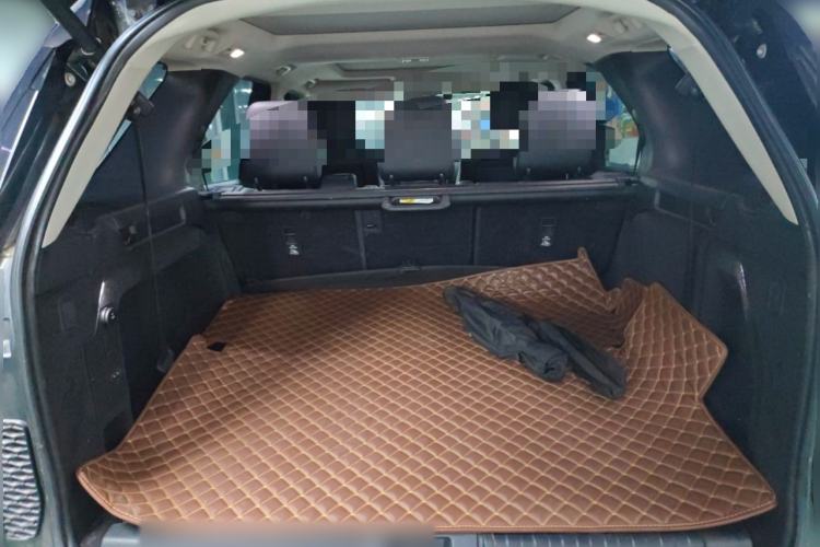 Used Land Rover Discovery 2017 3.0 SC V6 SE Trunk