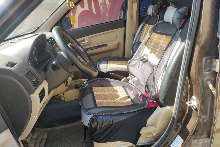 Used BAIC Weiwang M30 2015 1.5L Basic Version DAM15 Left Front Seat