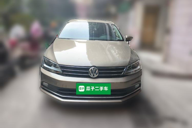 Used Volkswagen Sagitar 2015 230TSI Automatic Comfort Version