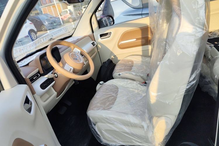 Used Wuling Hongguang MINIEV 2024 3rd Generation 215km Youth Edition