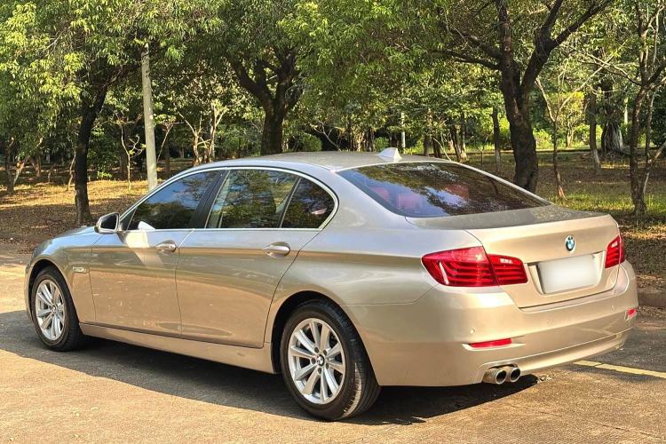 Used BMW 5 Series 2014 520Li Elegant Model
