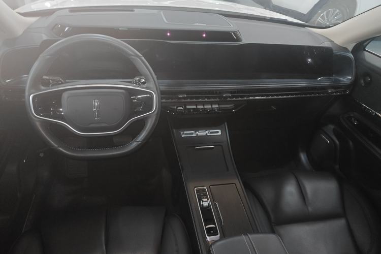 Used Lincoln Corsair 2024 2.0T Four-Wheel Drive Prestige Edition Center Console