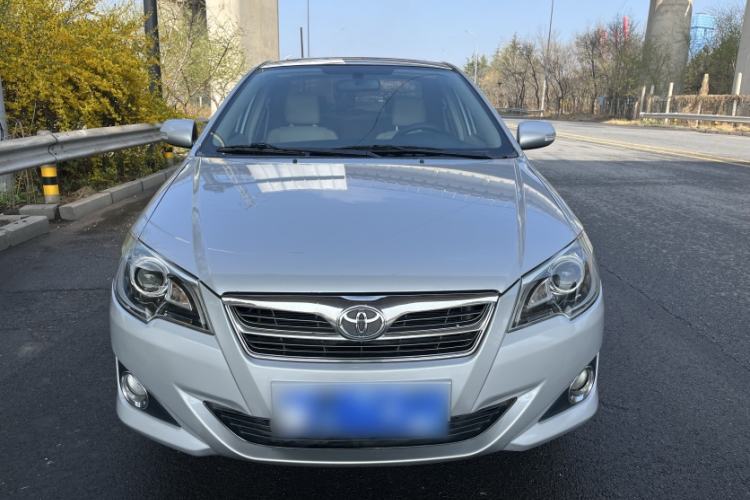 Used Toyota Corolla EX 2013 1.6L Manual Excellence Edition Exterior 1