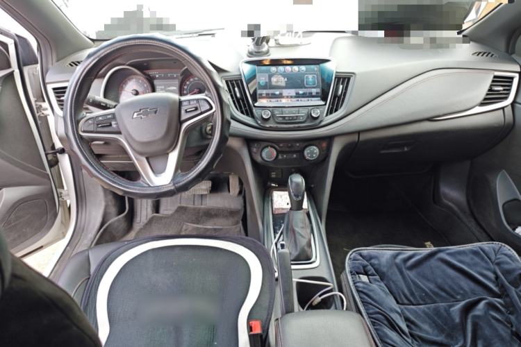 Used Chevrolet Monza 2019 RS 330T Automatic Comfort Edition China VI Standard Center Console