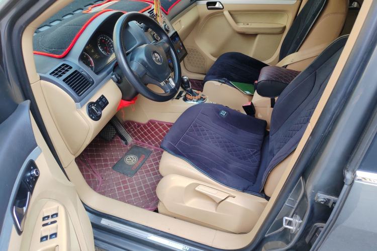 Used Volkswagen Touran 2011 1.4T DSG Zhiya Edition 5 Seats Driver Seat