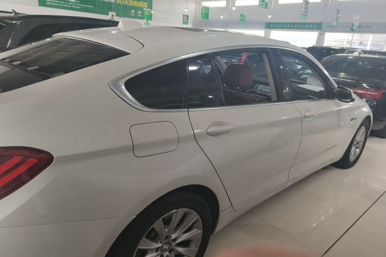 Used BMW 5 Series GT 2015 528i Leading Model