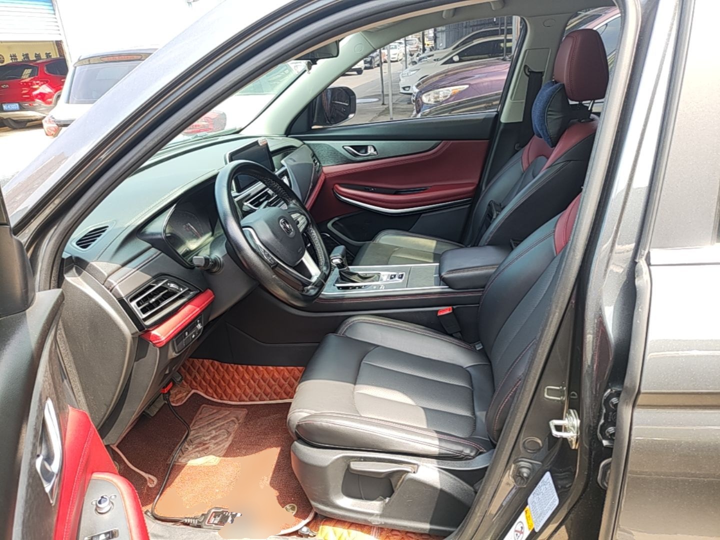 Interior delantero