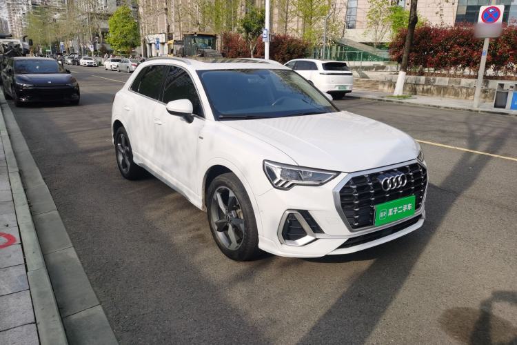 Used Audi Q3 2021 35 TFSI Fashion Dynamic Model Exterior 2