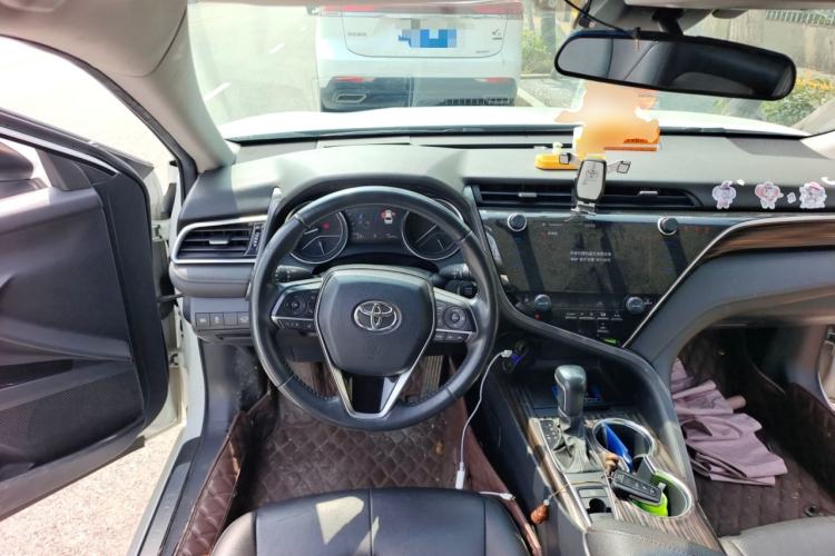 Used Toyota Camry 2019 Revised Version 2.0G Luxury Edition