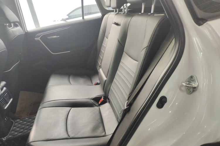 Used Toyota Wildlander 2023 2.0L CVT Two-Wheel Drive Luxury PLUS Edition