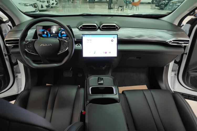 Used Dongfeng Aeolus L7 New Energy 2025 518 Comfort Edition Center Console