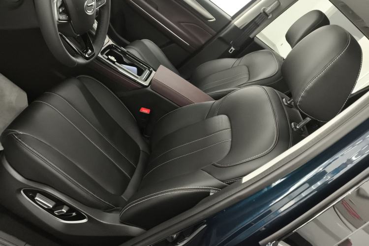 Used GAC Trumpchi M6 2023 PRO 270T DCT Luxury Edition Left Front Seat