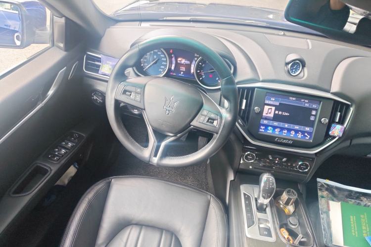 Used Maserati Ghibli 2014 3.0T Standard Edition Steering Wheel