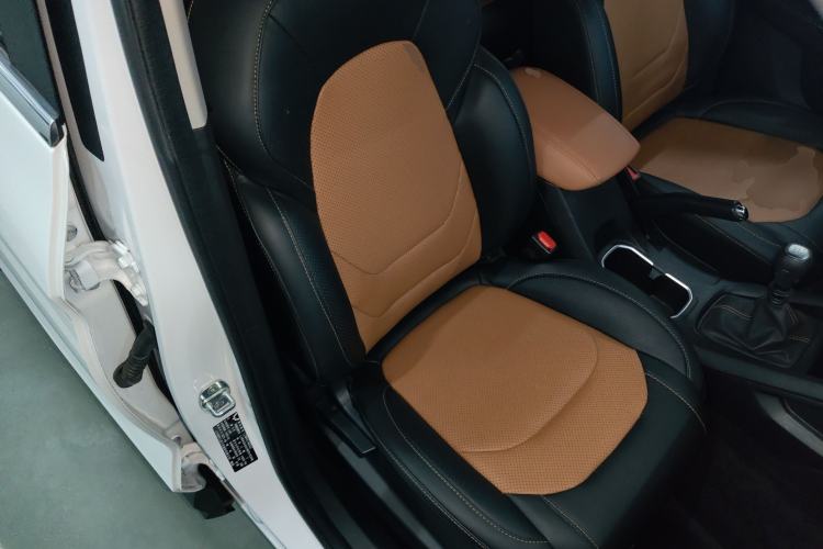 Used Wuling Hongguang S3 2019 1.5L Manual Comfort Model China VI Standard