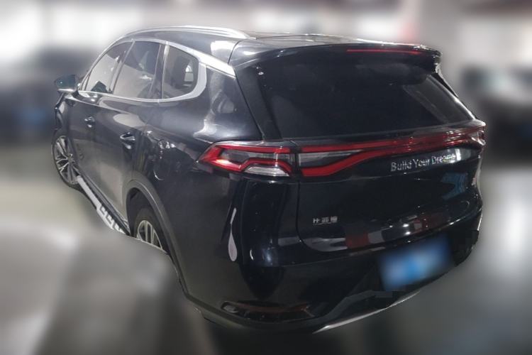 Used BYD Tang 2018 2.0T Automatic SmartConnect Prestige 7-Seater China V Standard
