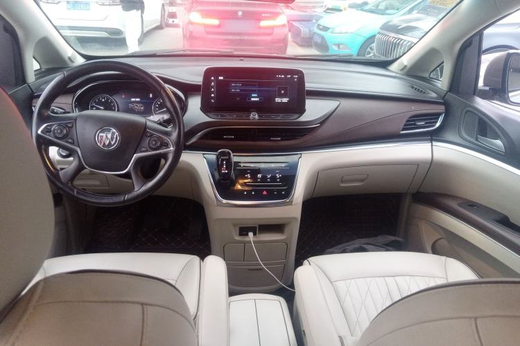 Used Buick GL8 2022 Land Executive Class 652T Prestige Model
