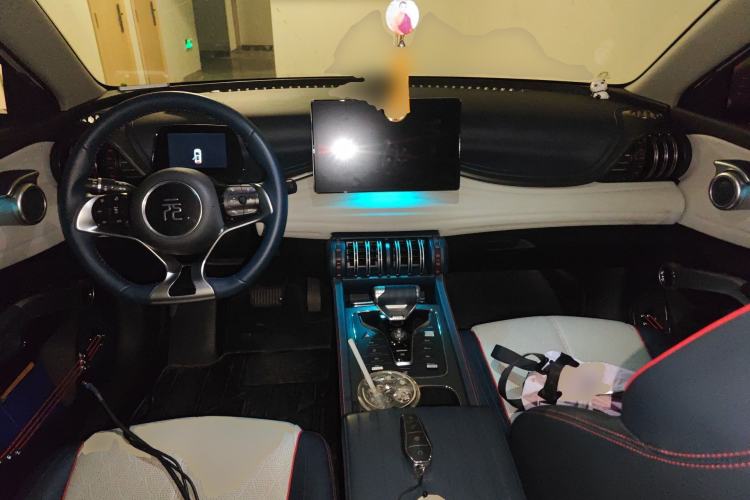 Used BYD Yuan PLUS 2022 430 km Luxury Version Center Console