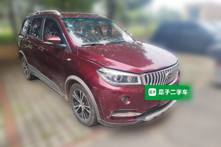 Used SWM X7 2016 1.8L Manual Luxury Edition 7 Seats
