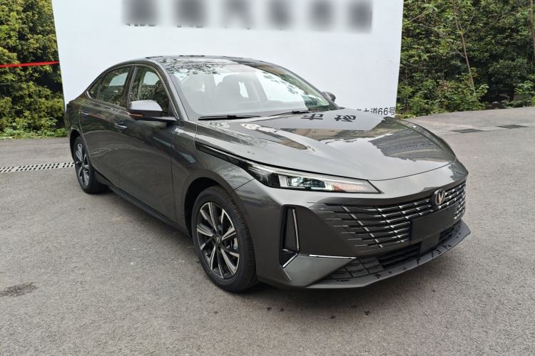 Used CHANGAN Eado 2025 Blue Whale 1.5T 500Bar Flagship Model
