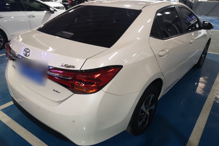 Used Toyota Levin 2017 Revised 185T CVT Elite Edition China V Standard Rear Right 45 Deg