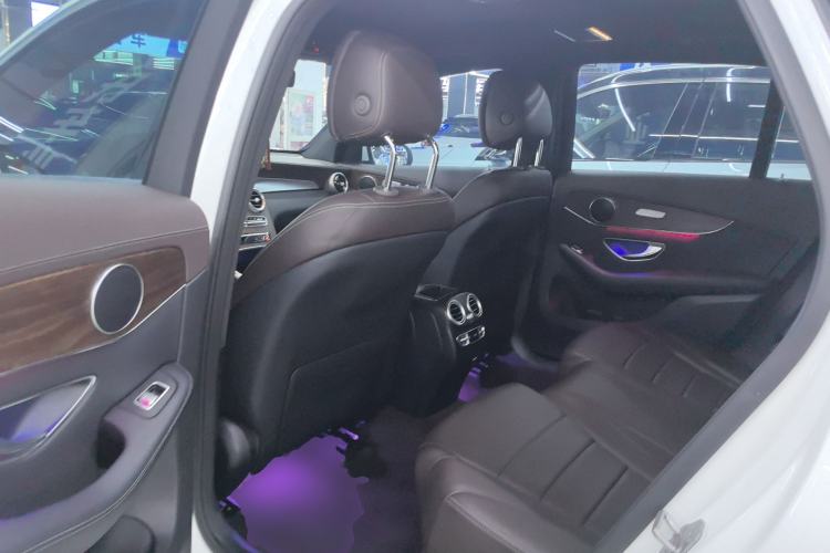 Used Mercedes-Benz GLC 2022 Second Facelift GLC 260 L 4MATIC Luxury Edition Left Rear Seat