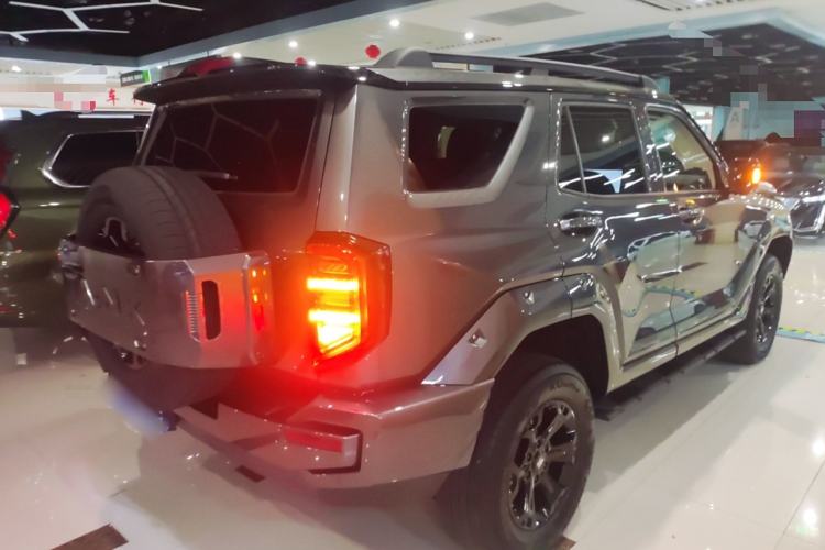 Used Tank 400 2025 2.4T Diesel Version
