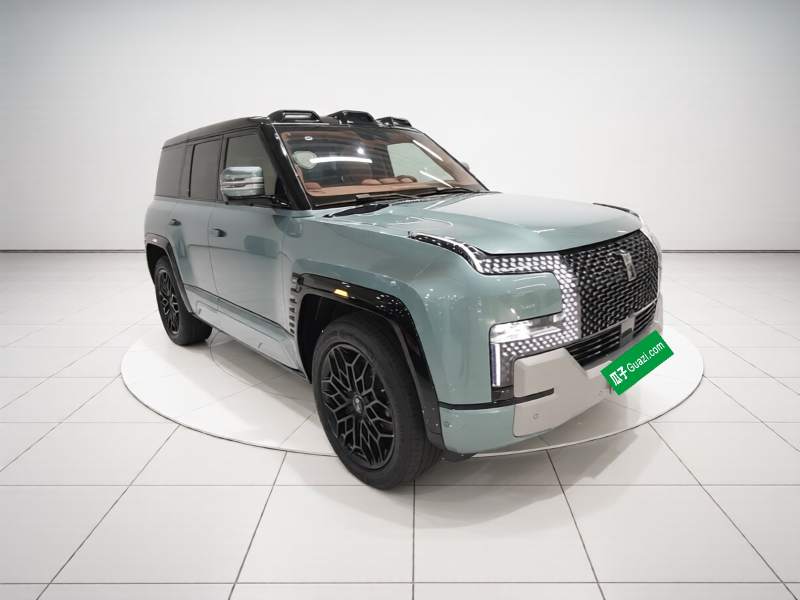 Used Yangwang U8 2023 Luxury Edition — 3