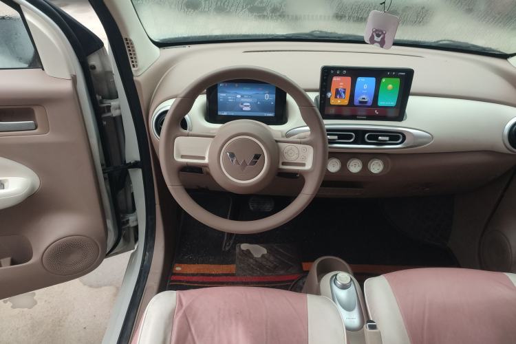 Used Wuling Hongguang MINIEV 2025 Four-Door Version Advanced Edition Steering Wheel