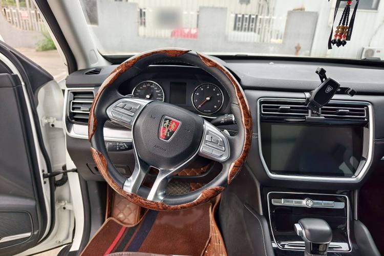 Used Roewe RX8 2019 30T Two-Wheel Drive Supreme Flagship Edition
