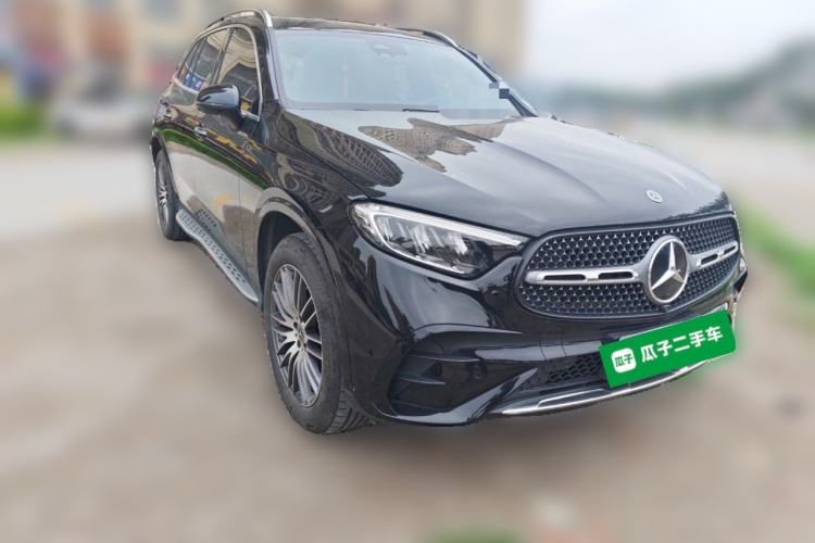 Used Mercedes-Benz GLC 2024 GLC 300 L 4MATIC Dynamic Edition 5-seater Front Right 45 Deg