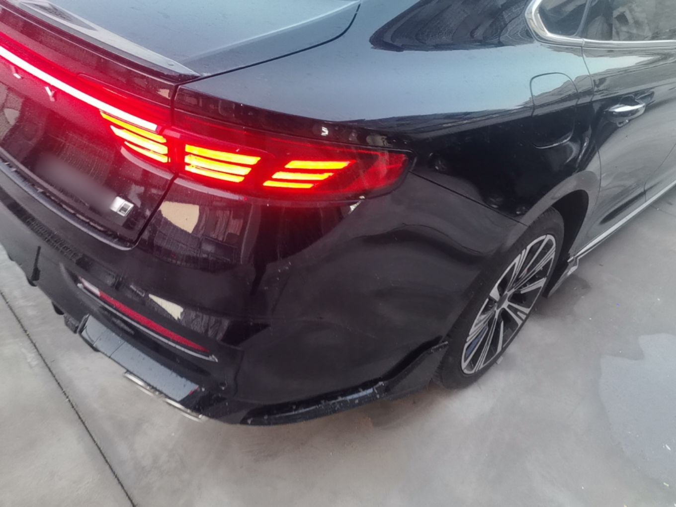 Geely Auto Preface 2025 Dongfang Yao 1.5TD Kunlun Edition — снимка 9